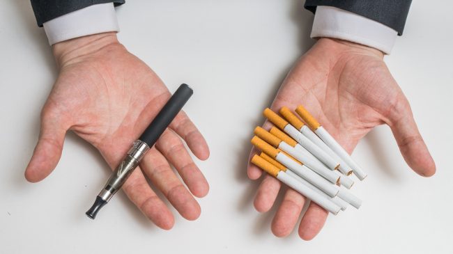 odpowiedzialne vapowanie, e-papierosy tylko dla dorosłych, ostrzeżenie vape - E-papierosy mogą być szkodliwe i nie są alternatywą dla normalnego ...