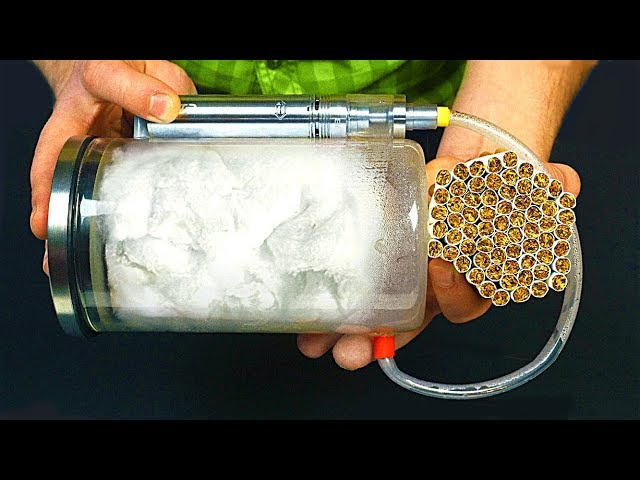 Testowanie vape laboratoryjne, człowiek vapujący długie zaciągnięcie, maszyna pomiarowa puff, różnica w pomiarach e-papierosa - VAPE VS CIGARETTES (EXPERIMENT)